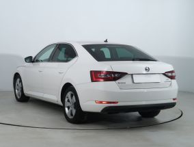 Skoda Superb - 2019