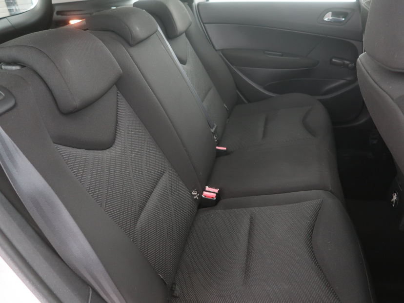 Peugeot 308, 2013