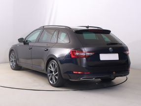 Škoda Superb - 2017