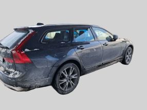 Volvo V90 Cross Country - 2019