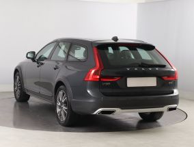 Volvo V90 Cross Country - 2019