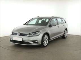 Volkswagen Golf - 2020