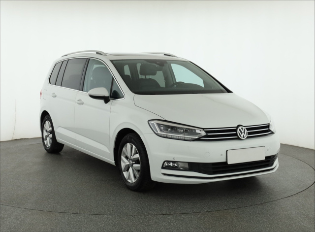 Volkswagen Touran 2016