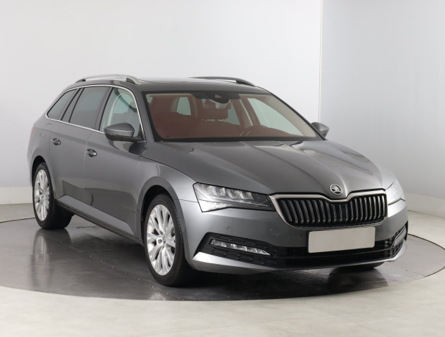 Škoda Superb 2022