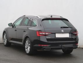 Škoda Superb - 2016