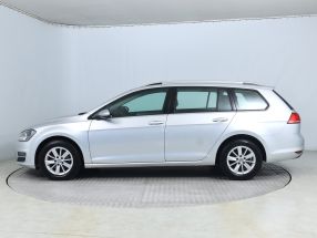 Volkswagen Golf - 2016