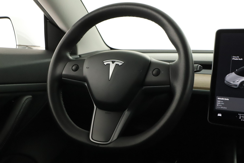 Tesla Model 3, 2020
