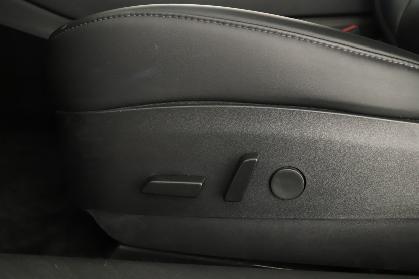 Tesla Model 3, 2020