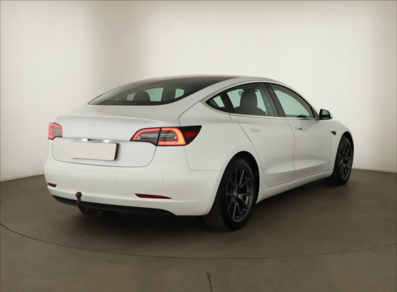 Tesla Model 3 Std Range Plus LFP