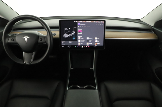 Tesla Model 3 Std Range Plus LFP