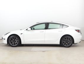 Tesla Model 3 - 2020