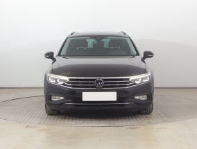 Volkswagen Passat - 2021