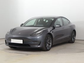 Tesla Model 3 - 2021