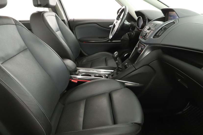 Opel Zafira, 2012