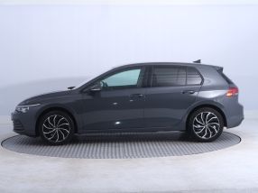 Volkswagen Golf - 2020