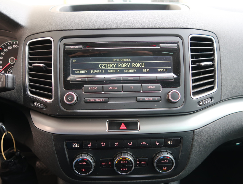Volkswagen Sharan, 2013