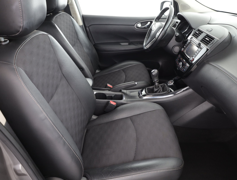 Nissan Pulsar, 2018