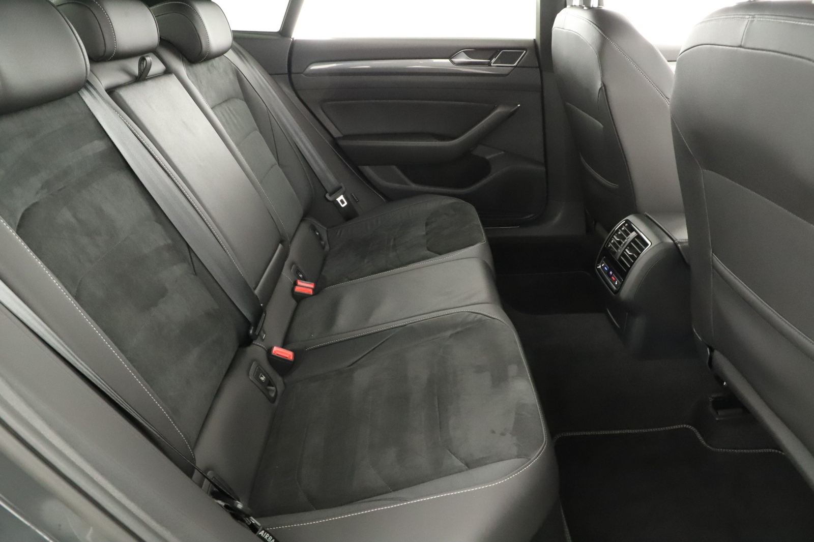 Volkswagen Arteon - 2020