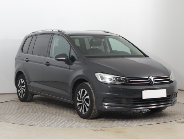 Volkswagen Touran 2021