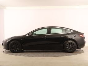 Tesla Model 3 - 2020