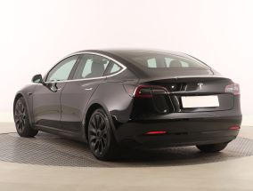 Tesla Model 3 - 2020