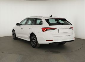 Škoda Octavia - 2021