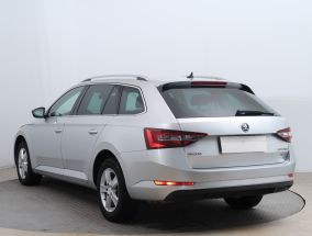 Škoda Superb - 2016