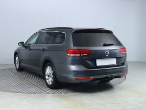 Volkswagen Passat - 2016