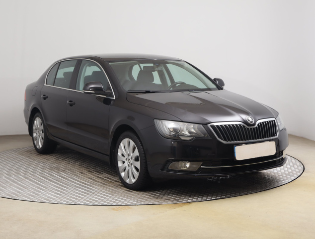 Škoda Superb 2014