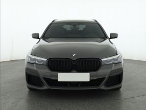 BMW 5 - 2022