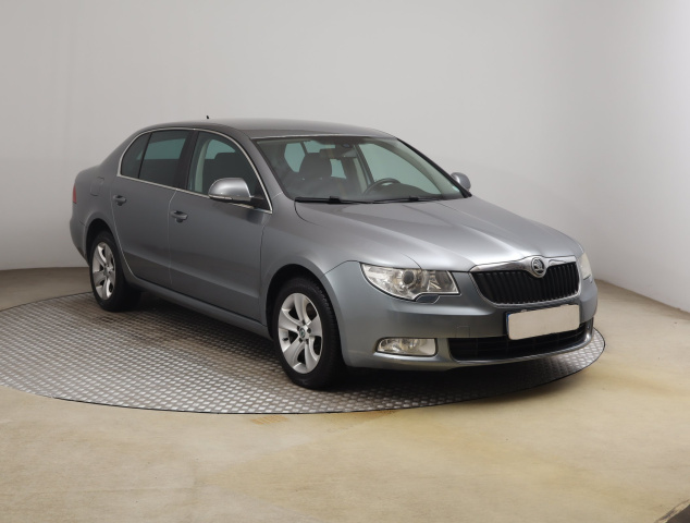 Škoda Superb 2010