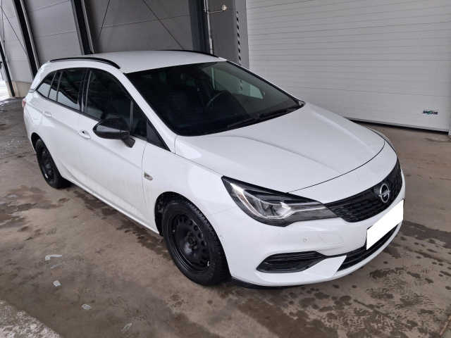 Opel Astra 2021