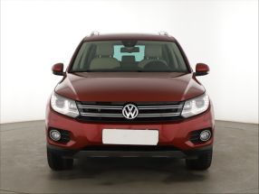 Volkswagen Tiguan - 2012