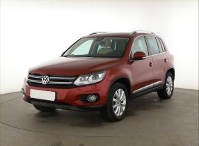 Volkswagen Tiguan - 2012