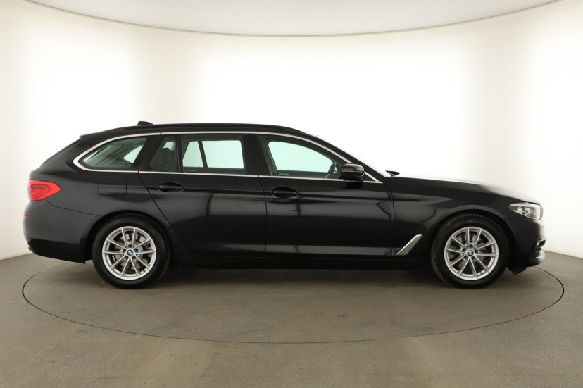 BMW 5, 2017