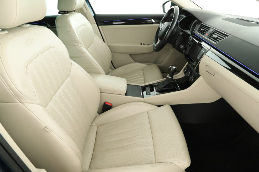 Škoda Superb, 2016