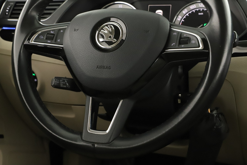 Škoda Superb, 2016