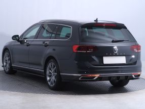 Volkswagen Passat - 2020