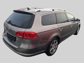 Volkswagen Passat - 2012