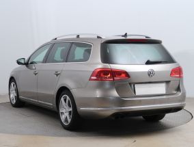 Volkswagen Passat - 2012