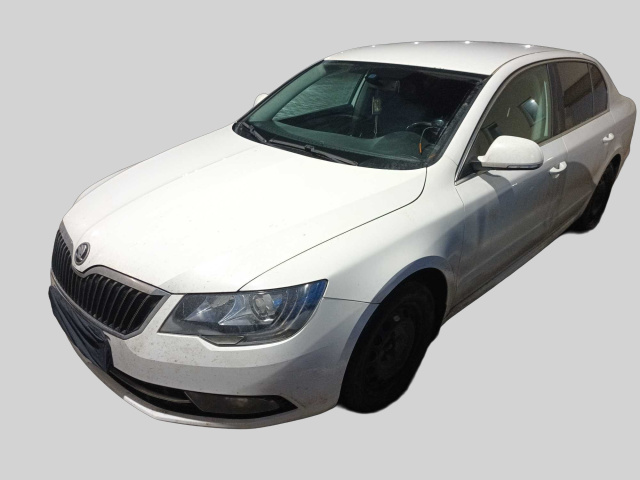 Škoda Superb 2014