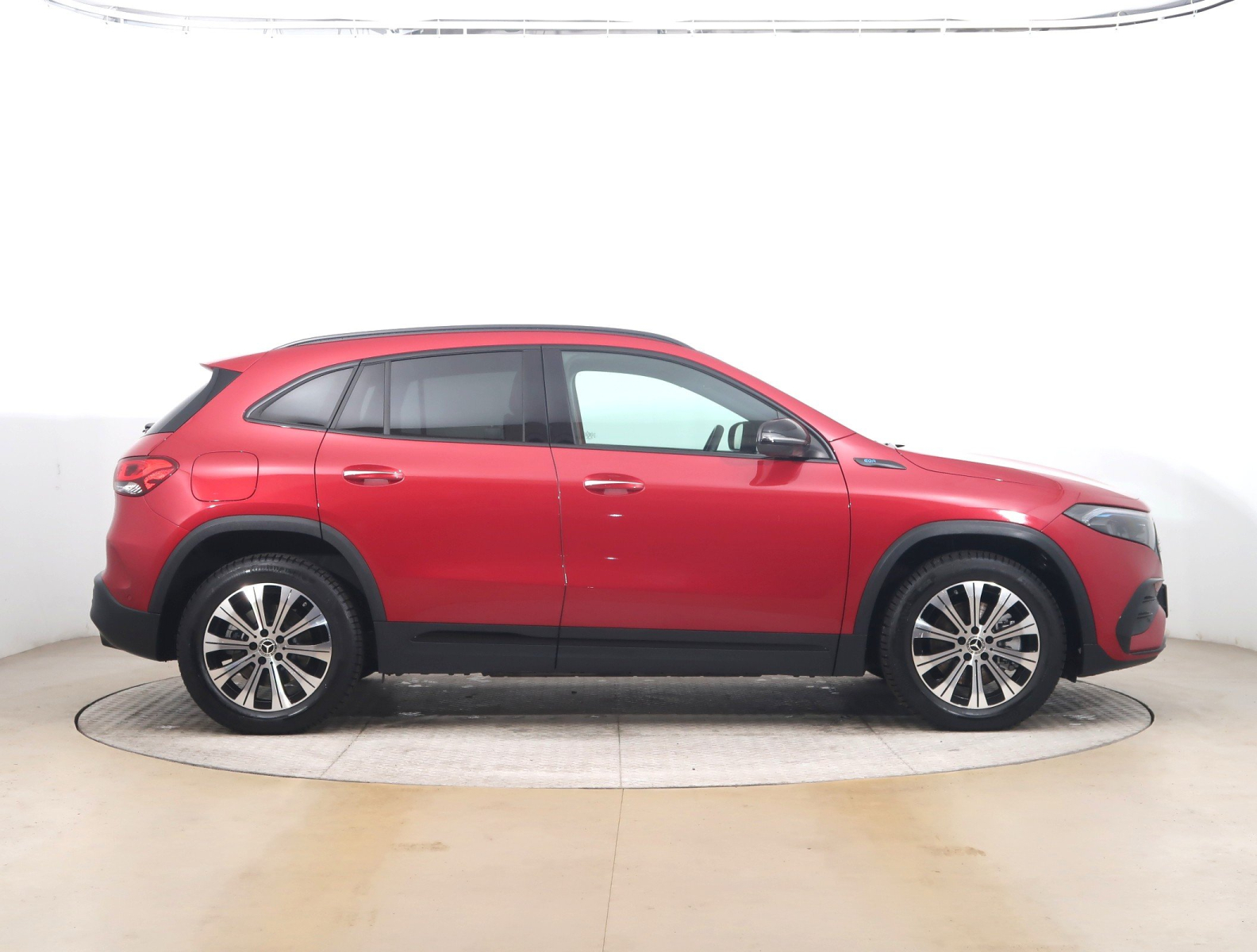 Mercedes-Benz EQA - 2023