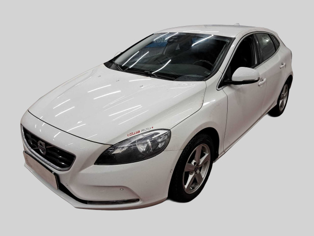 Volvo V40 2013