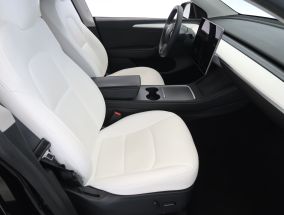 Tesla Model Y - 2022