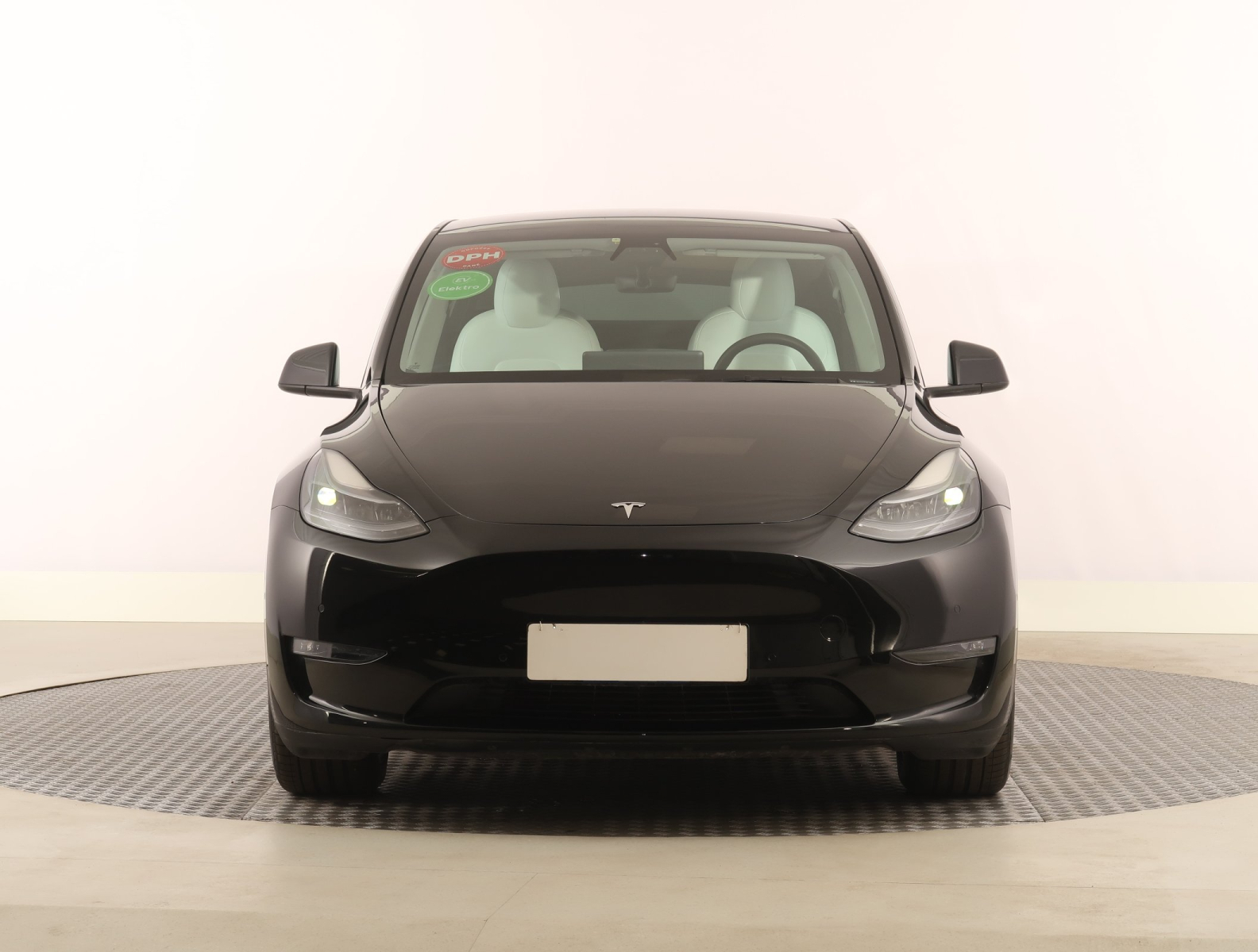 Tesla Model Y - 2022