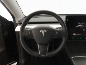 Tesla Model Y - 2022