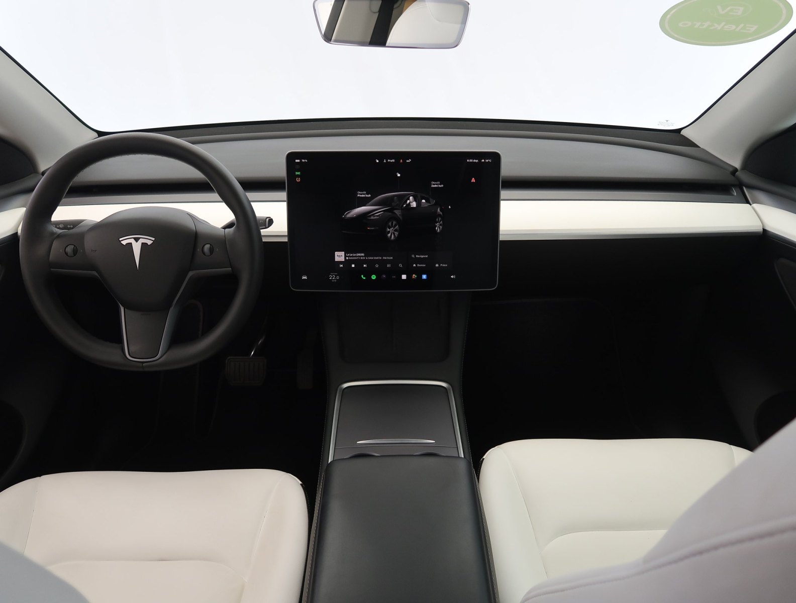 Tesla Model Y - 2022