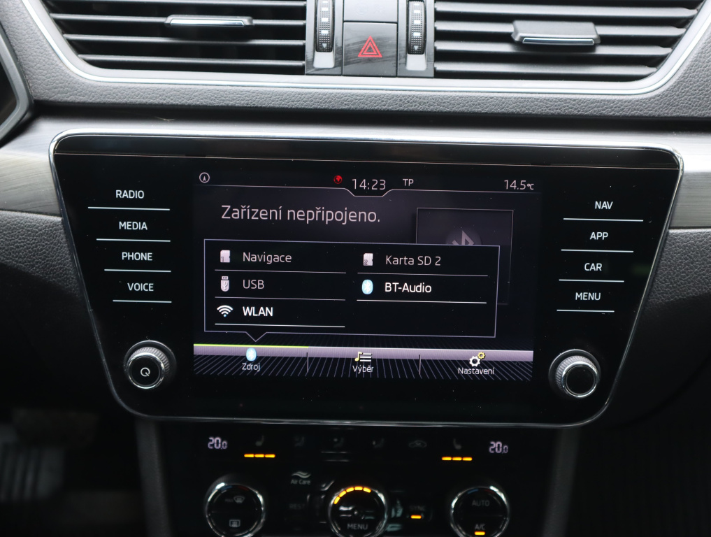 Škoda Superb