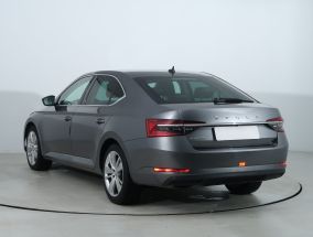 Škoda Superb - 2022