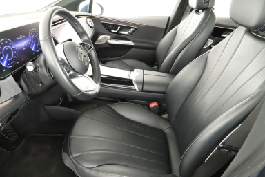 Mercedes - Benz EQE - 2024